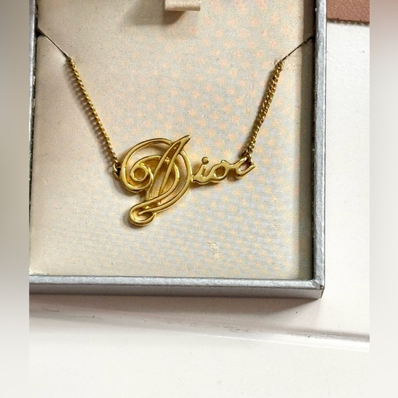 Vintage Dior Gold Necklace - Picture 5 of 5